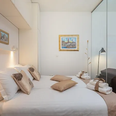 Jojo - Feel The City's Heartbeat Apartament Split