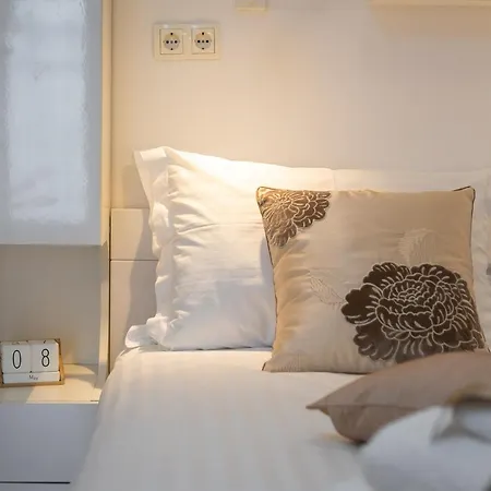 Jojo - Feel The City's Heartbeat Apartament